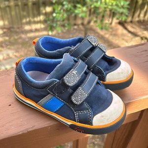 See Kai Run shoes/ size 9